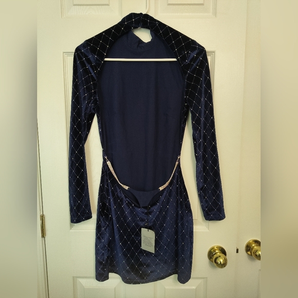 BNWT NBD Calista Dress in Navy - Picture 3 of 6